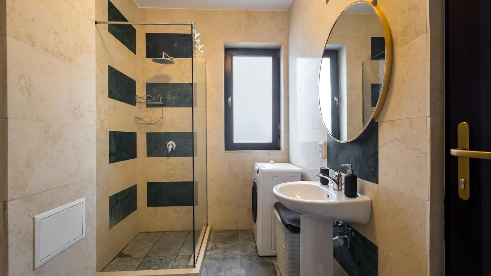 Stylish Concept Studio 6 Bucharest Apartment