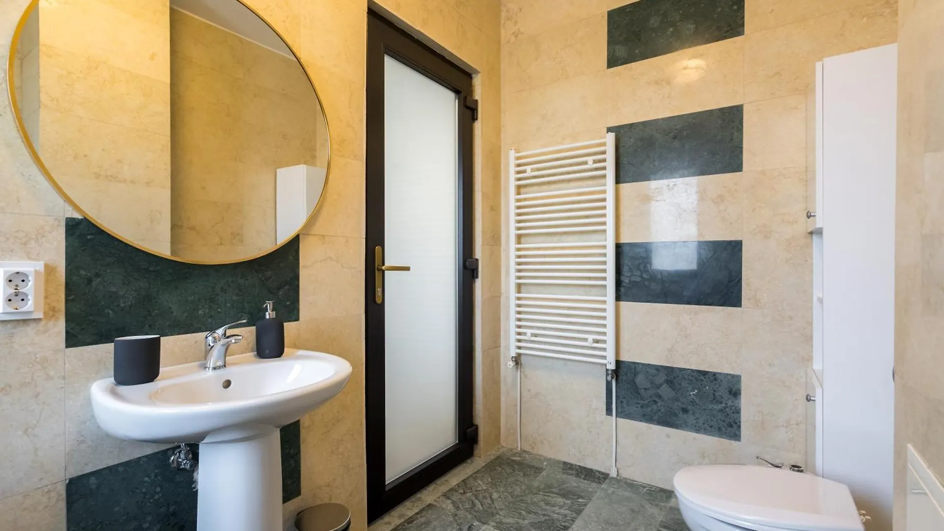Stylish Concept Studio 6 Bükreş Romanya